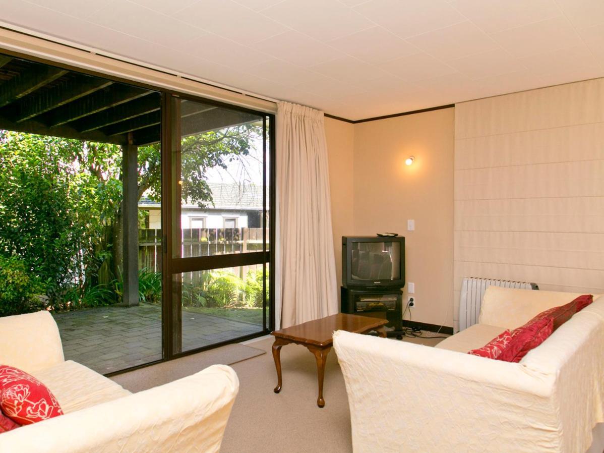Acacia View At No 3 - Acacia Bay Holiday Home Lac Lac Taupo Extérieur photo